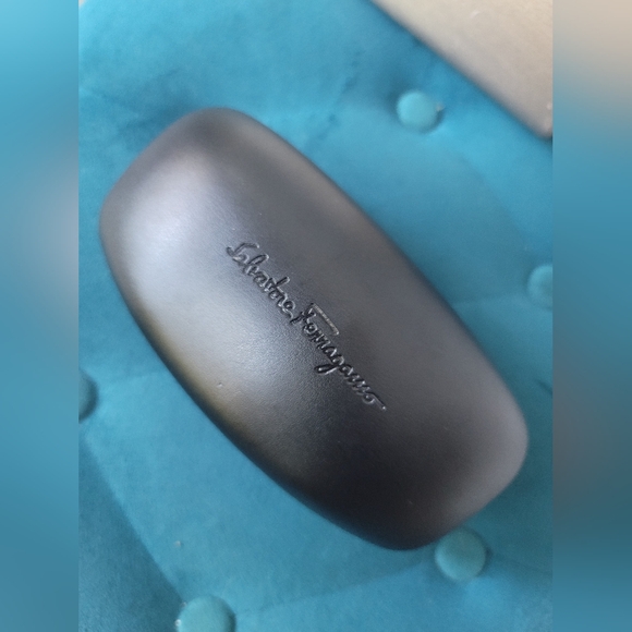 Bvlgari and Ferragamo cases - Picture 2 of 6